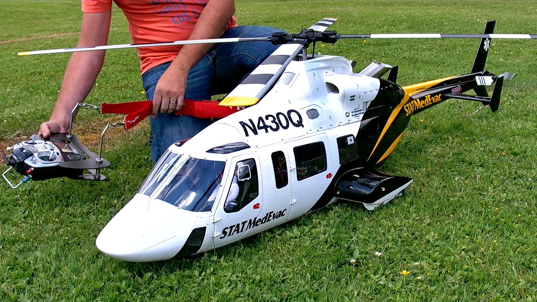 BIG RC BELL430 VARIO ELECTRIC SCALE MODEL HELICOPTER DEMO FLIGHT