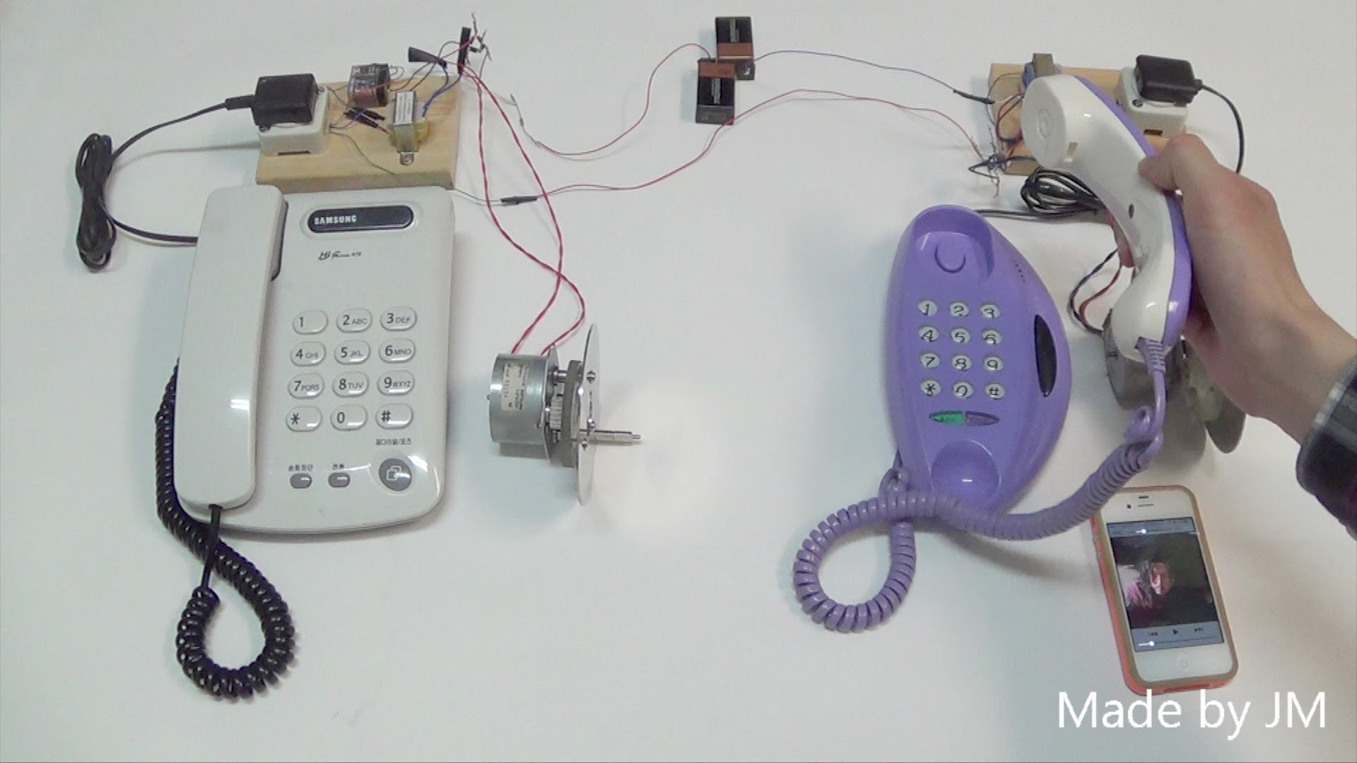 Генератор телефонов. Telephone Intercom circuit with Ringer Signal Generator. Рация telephones Intercom, Monster High. Barbie рация telephones Intercom. Интерком из двух телефонов.