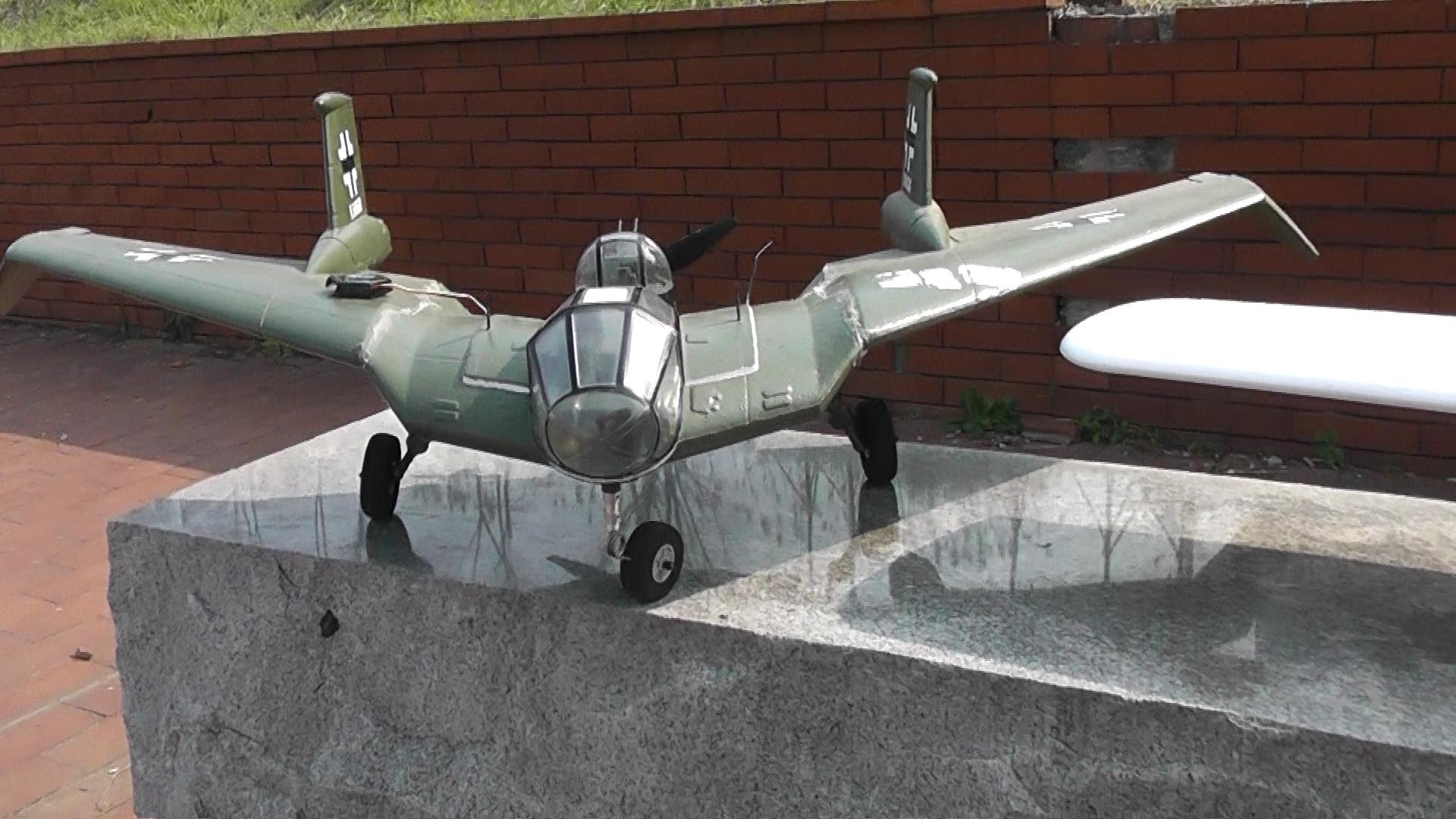 small fpv plane
