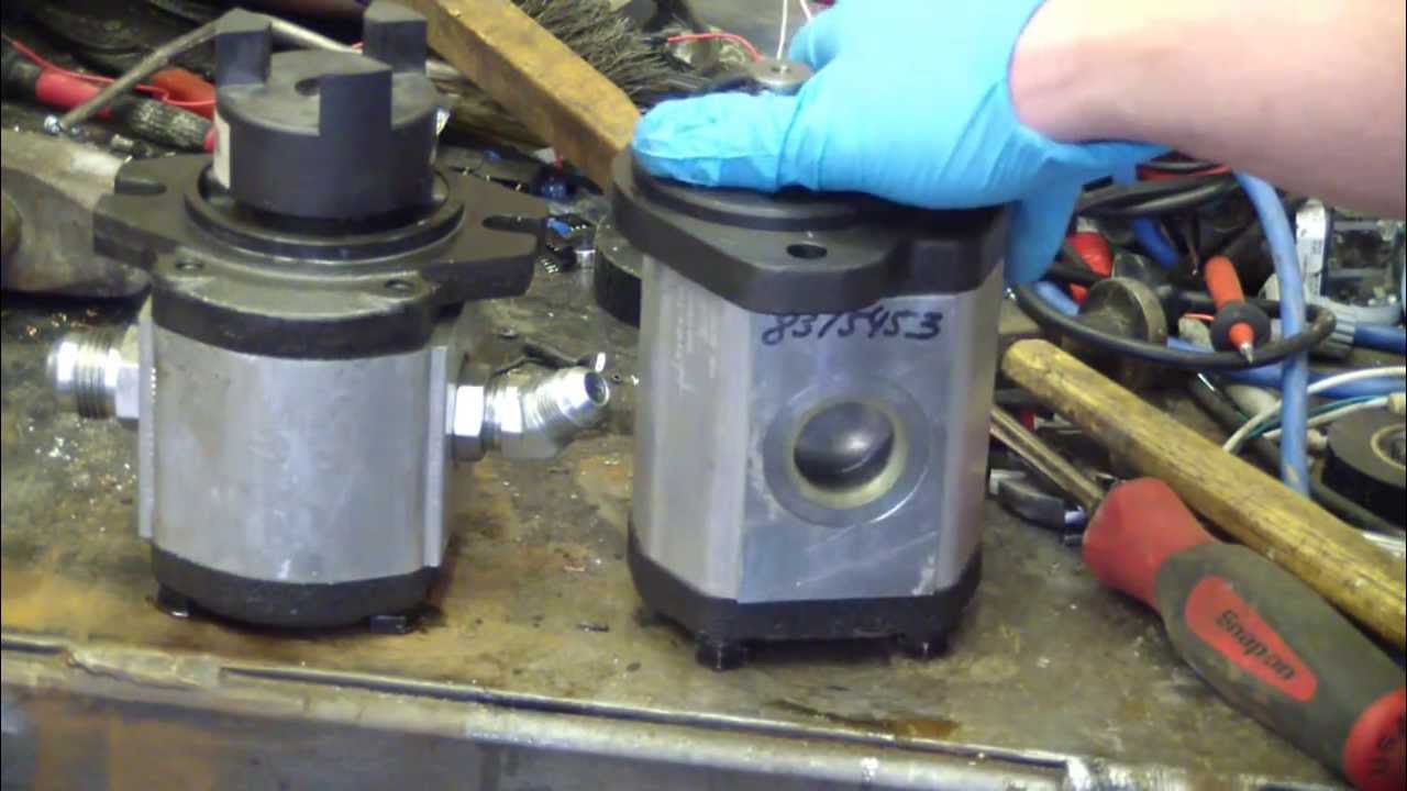 How to determine hydraulic pump rotation, inlet and outlet orientation