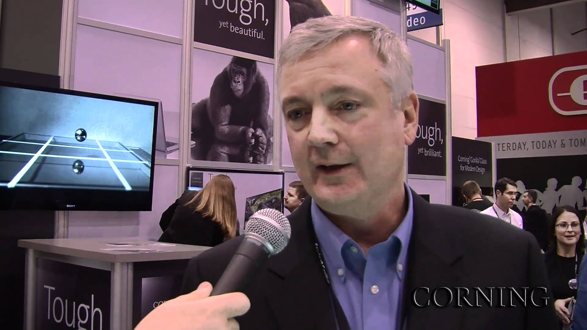 Jim Steiner on Corning® Gorilla® Glass at CES 2011