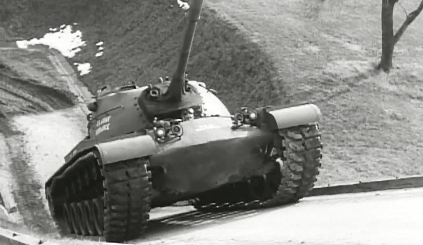 Видео тест танк 500. Видео испытания танка пантера на Абердинск полигоне США. Видео танк пантера а преодолевает эскарп на Абердинском полигоне.