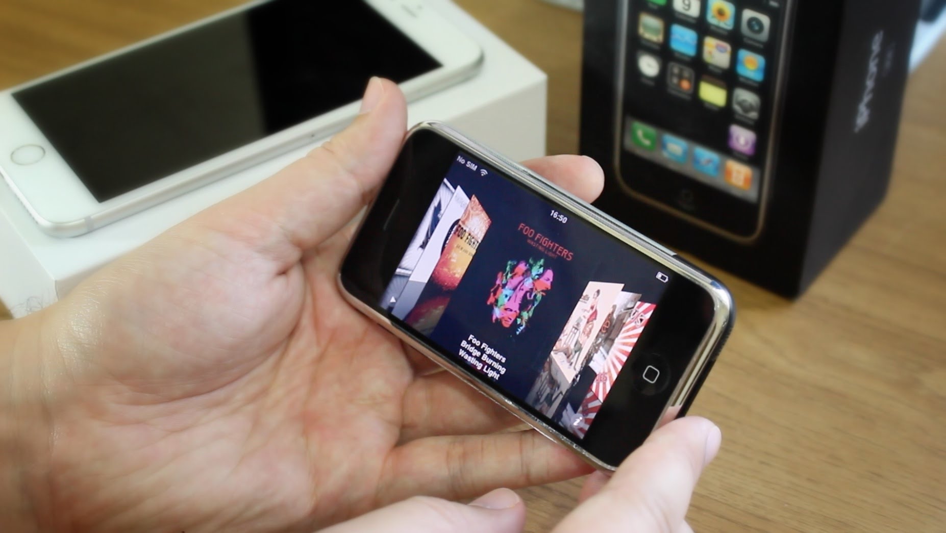 Новейший телефон пока. Айфон 16. Original iphone vs. Iphone от первого до последнего. Как из самсунга сделать айфон