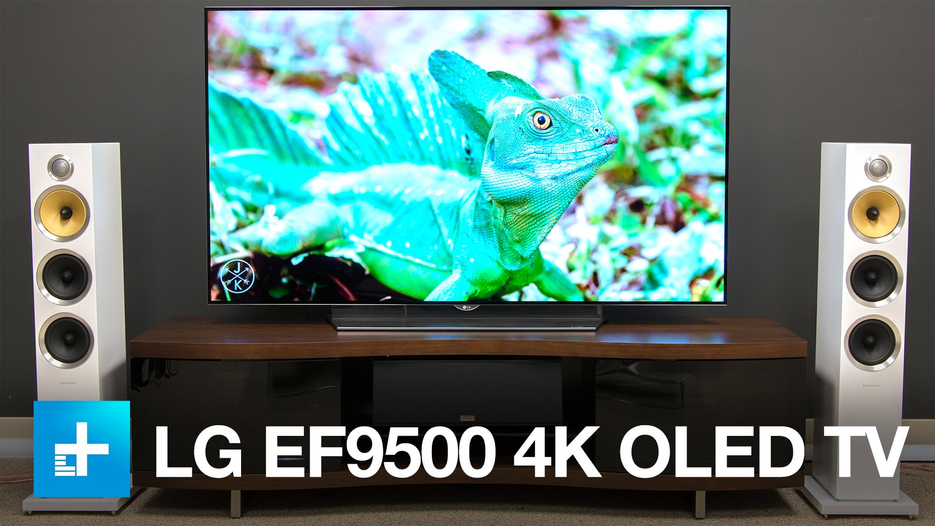 Видео lg tv. Телевизор выставочный. Телевизор LG 2016. LG 55ef950v 2015 OLED. LG 55 2016 телевизор.