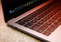 Apple MacBook