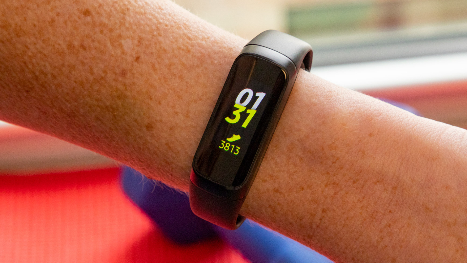 Samsung Galaxy Fit Review - Is It Best Fitness Tracker?
