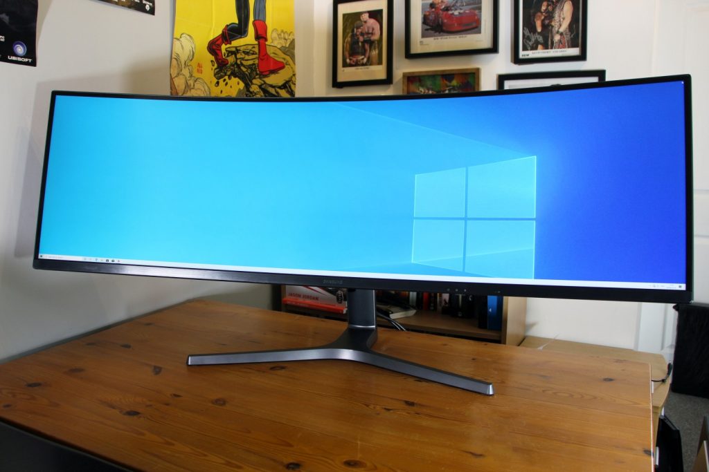 Samsung CRG9 Review: An Ultimate Gaming Monitor So Far