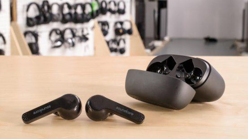 Top 05 Cheap Wireless Headphones To Buy Under Budget
