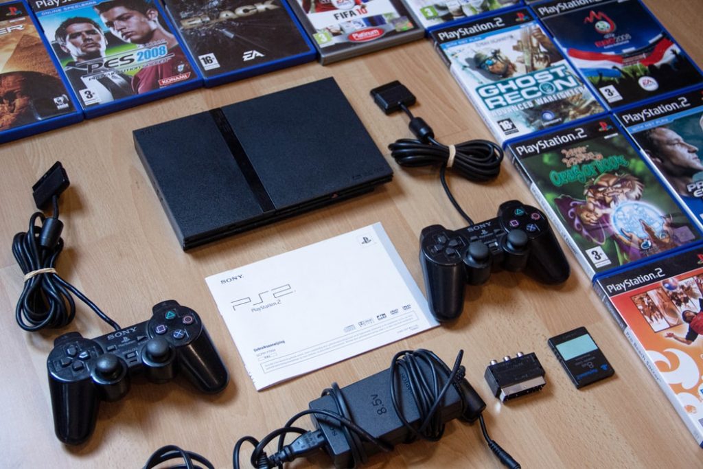 PlayStation 2 can play homebrew games by using DVD player exploits